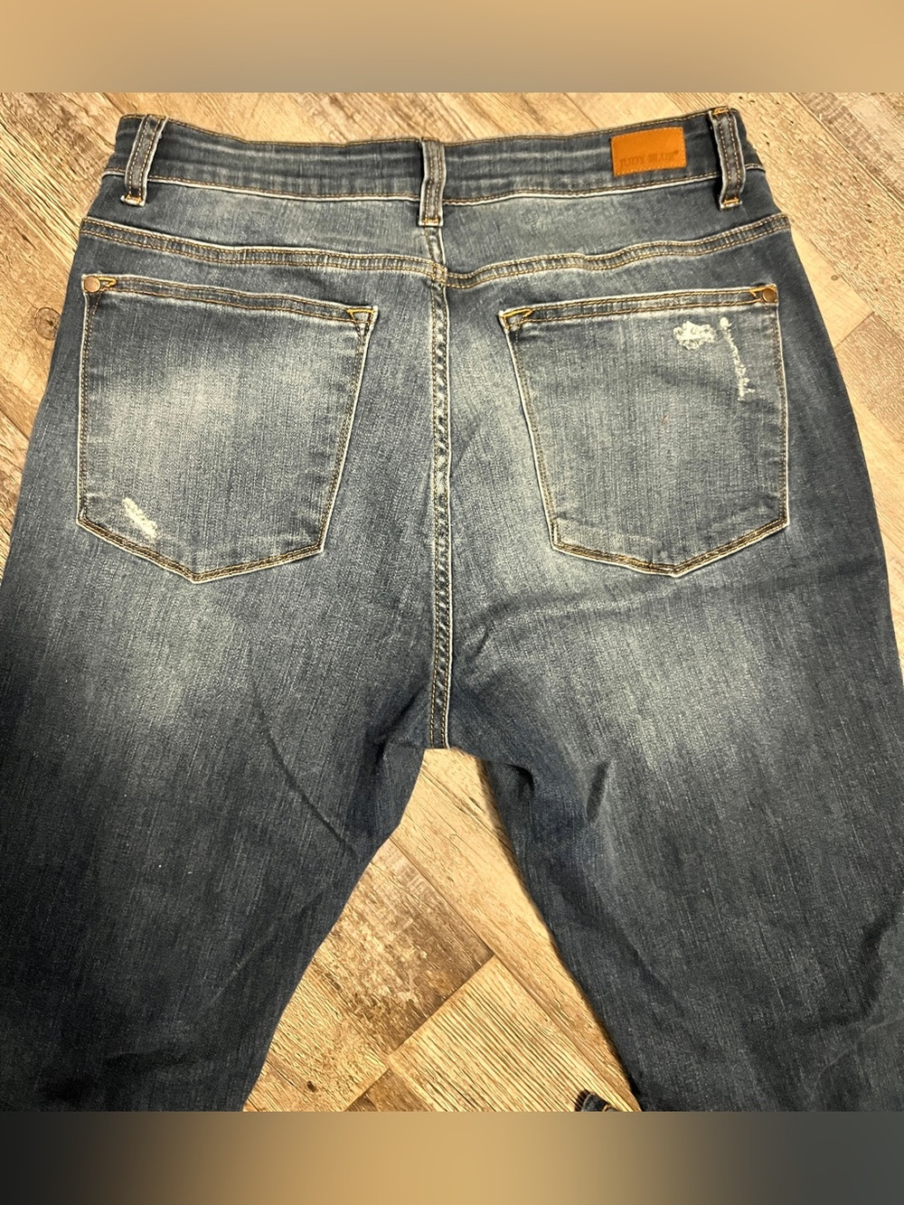 Judy Blue Skinny Fit Jeans Distressed Denim Women's Size 14W Plus - Picture 2 of 7